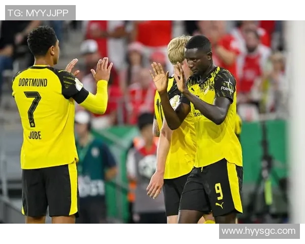 多特蒙德崛起的新星们如何引领未来足球的潮流与变革 多特蒙德崛起的新星们如何引领未来足球的潮流与变革