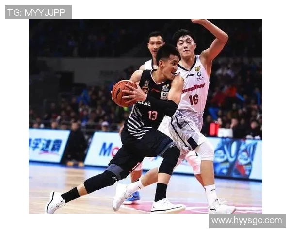 武汉篮球队阵地战解析：战术布局与球员配合的深度剖析